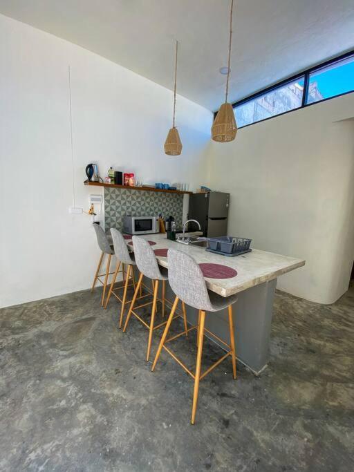 Villa Modern Casa With Pool 7 Mins From Centro 5Min La Plancha Park à Mérida Extérieur photo